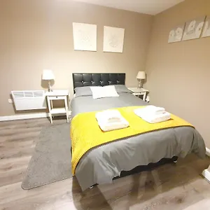 the-savile-luxury-apartment-leeds-your-next-stay.yorkshirehotels.net/